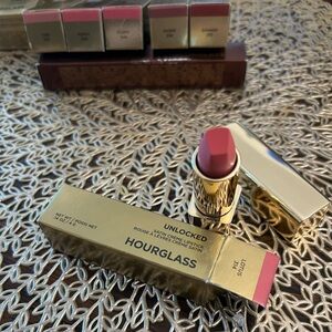 Hourglass Unlocked Satin Creme Lipstick - Lotus 314